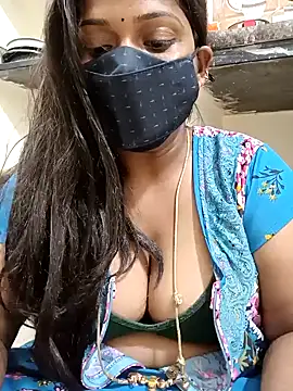 Snapshot of Renuma chatting on February 2025 05:28:01 PM Renuma online show from February 2025 05:28:01 PM