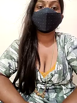 Snapshot of Renuma chatting on February 2025 09:54:02 AM Renuma online show from February 2025 09:54:02 AM