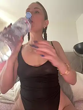 Joanachupa online show from March 2026 10:11:02 AM