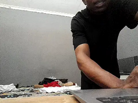 Snapshot of Amazea24 chatting on February 2025 08:59:02 AM Amazea24 online show from February 2025 08:59:02 AM