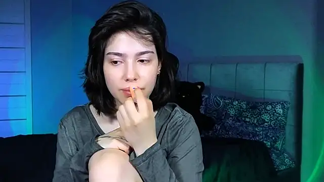 Stacy Gonzales  online show from April 2026 10:03:02 AM