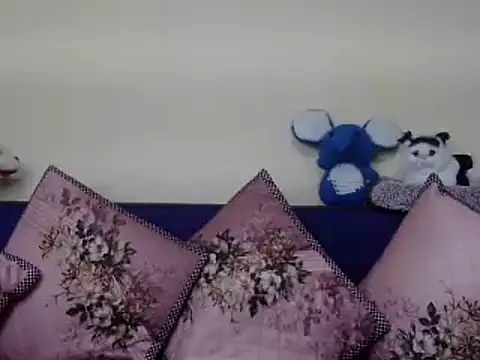 Snapshot of WildRuhi20 chatting on January 2025 11:04:02 AM WildRuhi20 online show from January 2025 11:04:02 AM