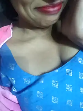 Snapshot of Wifesuman40 chatting on December 2024 01:03:01 PM Wifesuman40 online show from December 2024 01:03:01 PM