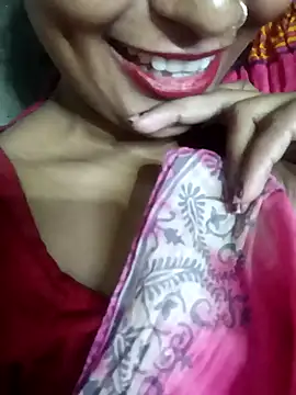 Snapshot of Wifesuman40 chatting on December 2024 06:14:01 PM Wifesuman40 online show from December 2024 06:14:01 PM