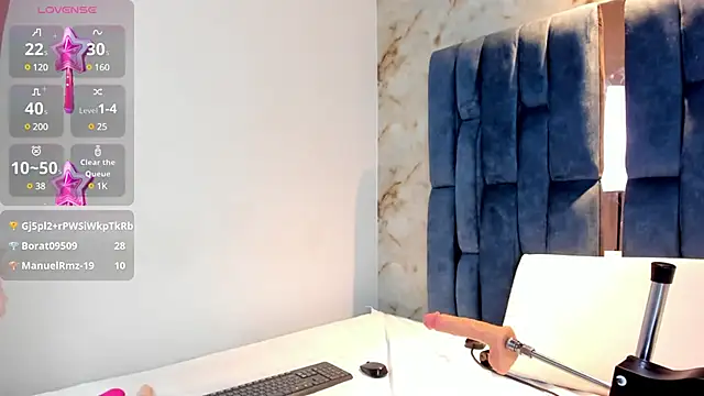 RoseTaylor   online show from December 2024 09:56:02 AM