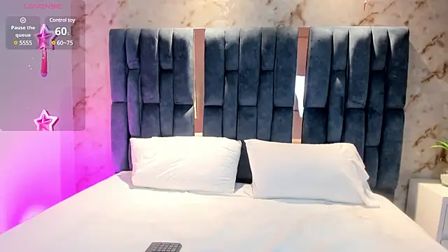 RoseTaylor   online show from February 2025 05:26:02 AM