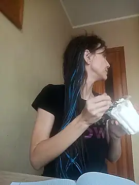 Francenia lolis online show from November 2025 10:04:02 AM