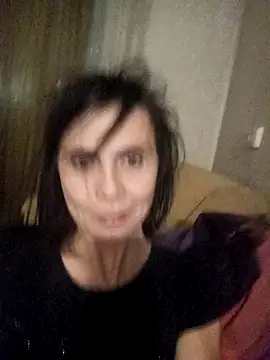 Francenia lolis online show from February 2026 07:32:01 PM