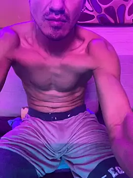 Snapshot of thesummerboy chatting on December 2024 08:18:01 PM thesummerboy online show from December 2024 08:18:01 PM