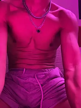 Snapshot of thesummerboy chatting on December 2024 09:28:02 AM thesummerboy online show from December 2024 09:28:02 AM