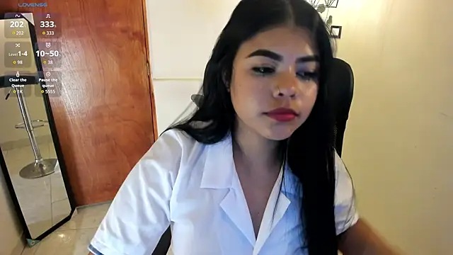 Snapshot of aitana-purple chatting on November 2025 09:59:01 PM aitana-purple online show from November 2025 09:59:01 PM