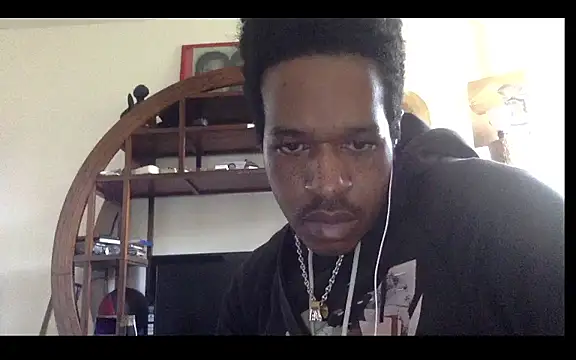 POPAYE972 online show from April 2026 04:37:02 PM