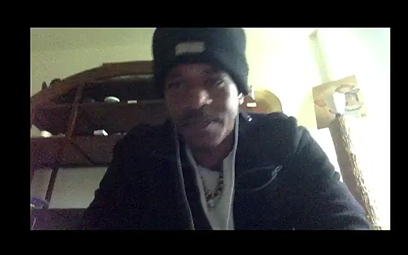 POPAYE972 online show from April 2026 05:18:01 PM