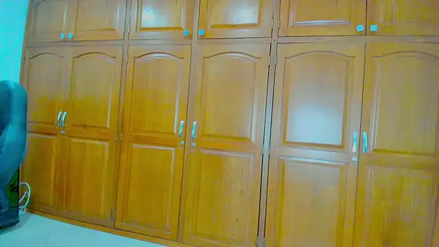 Snapshot of emmakolactro2001 chatting on December 2025 06:52:01 AM emmakolactro2001 online show from December 2025 06:52:01 AM