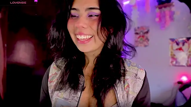 Snapshot of kiki_cavilll chatting on February 2025 01:51:02 PM kiki cavilll online show from February 2025 01:51:02 PM