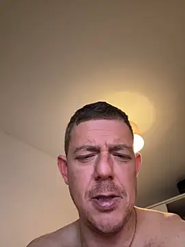 Snapshot of mrwright878787 chatting on December 2024 02:33:01 AM mrwright878787 online show from December 2024 02:33:01 AM