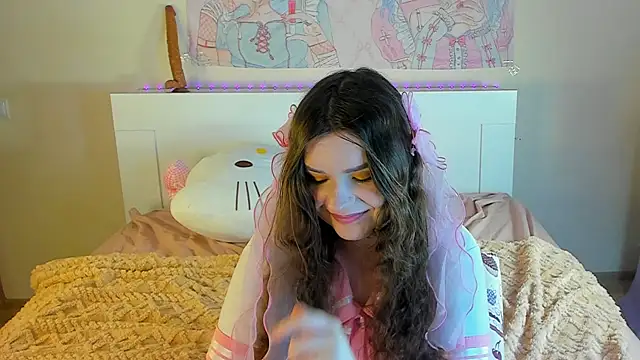 kuraii1  online show from February 2025 05:15:01 AM