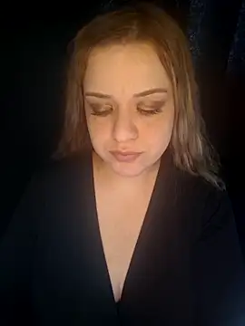 cansuozell online show from November 2025 11:31:02 AM