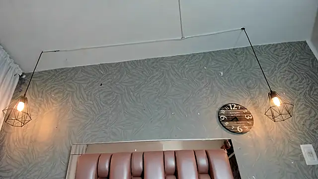 KOURTNEY-- online show from November 2025 02:10:02 AM