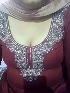 Snapshot of Cute_Sona17 chatting on July 2026 05:50:02 PM Cute Sona17 online show from July 2026 05:50:02 PM