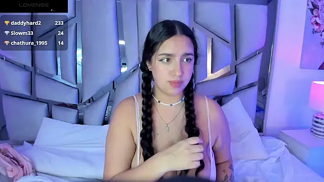 Snapshot of paulette_dupont chatting on February 2025 06:56:02 AM paulette dupont online show from February 2025 06:56:02 AM