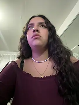 Snapshot of paulette_dupont chatting on March 2025 05:09:01 AM paulette dupont online show from March 2025 05:09:01 AM