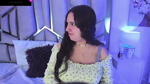 Snapshot of paulette_dupont chatting on March 2025 07:34:02 PM paulette dupont online show from March 2025 07:34:02 PM