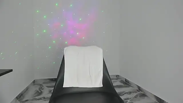 Snapshot of mikee_scooth chatting on November 2025 11:27:02 PM mikee scooth online show from November 2025 11:27:02 PM