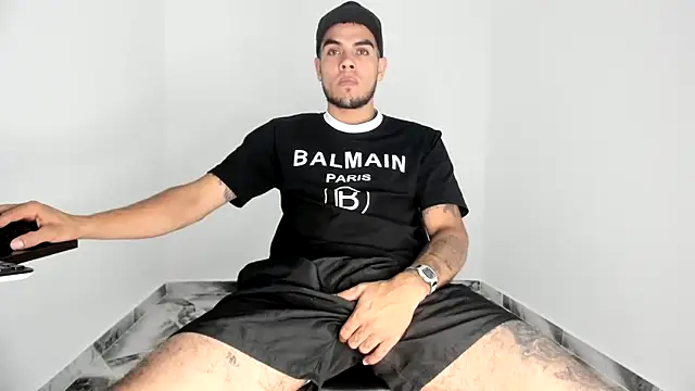 Snapshot of mikee_scooth chatting on November 2025 07:57:01 PM mikee scooth online show from November 2025 07:57:01 PM