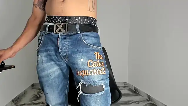 Snapshot of mikee_scooth chatting on December 2025 07:31:01 PM mikee scooth online show from December 2025 07:31:01 PM