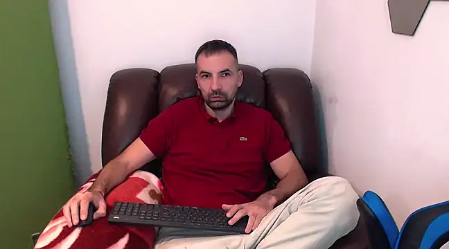 Snapshot of Leo_1617 chatting on March 2025 04:14:02 PM Leo 1617 online show from March 2025 04:14:02 PM