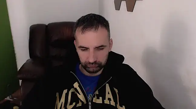 Snapshot of Leo_1617 chatting on March 2025 12:57:02 PM Leo 1617 online show from March 2025 12:57:02 PM