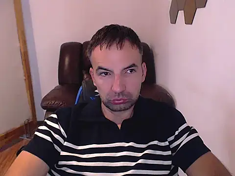 Snapshot of Leo_1617 chatting on September 2025 05:06:02 AM Leo 1617 online show from September 2025 05:06:02 AM