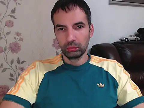 Snapshot of Leo_1617 chatting on November 2025 12:37:02 PM Leo 1617 online show from November 2025 12:37:02 PM