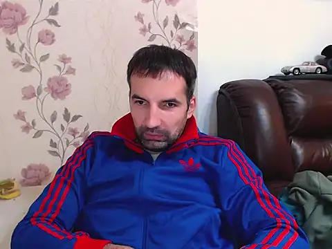 Snapshot of Leo_1617 chatting on November 2025 02:00:01 PM Leo 1617 online show from November 2025 02:00:01 PM