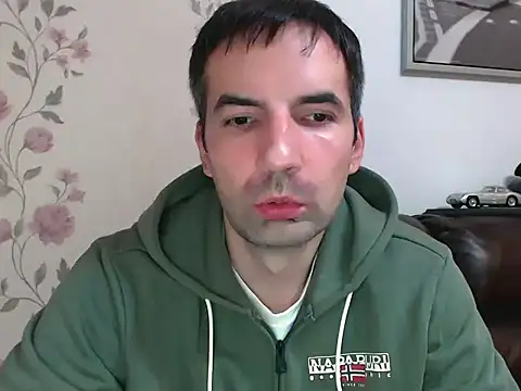 Snapshot of Leo_1617 chatting on November 2025 11:36:02 PM Leo 1617 online show from November 2025 11:36:02 PM