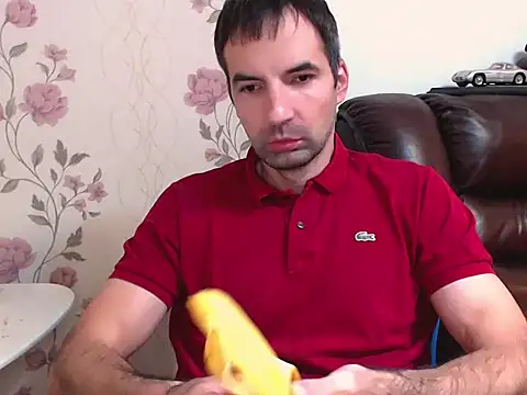 Snapshot of Leo_1617 chatting on November 2025 03:56:02 PM Leo 1617 online show from November 2025 03:56:02 PM