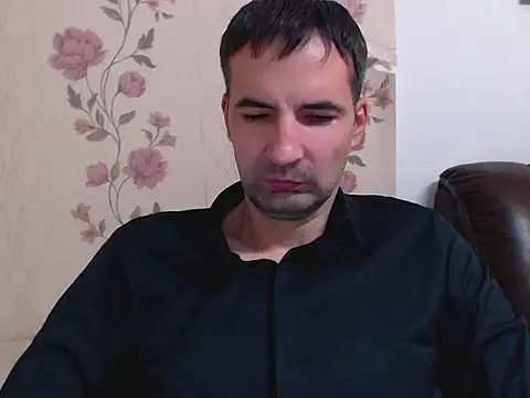 Snapshot of Leo_1617 chatting on November 2025 08:01:01 PM Leo 1617 online show from November 2025 08:01:01 PM