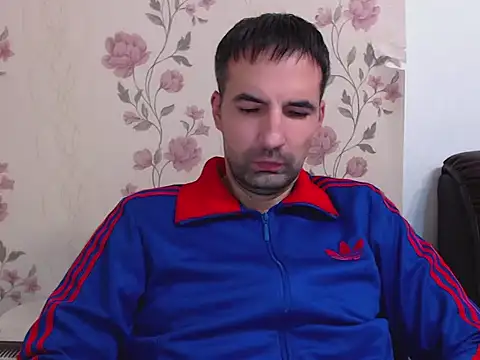 Snapshot of Leo_1617 chatting on December 2025 08:58:02 PM Leo 1617 online show from December 2025 08:58:02 PM