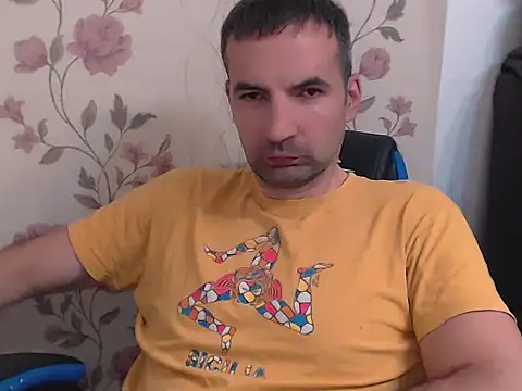 Snapshot of Leo_1617 chatting on July 2026 12:44:01 PM Leo 1617 online show from July 2026 12:44:01 PM