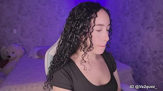 Heyloreley online show from March 2026 03:01:01 AM