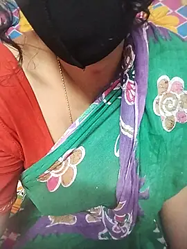 Snapshot of Priya-bhabi012 chatting on January 2026 08:40:02 AM Priya-bhabi012 online show from January 2026 08:40:02 AM