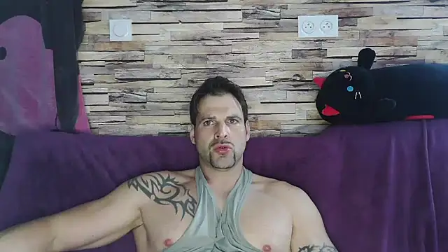 Snapshot of XxBigboybandxX chatting on February 2025 02:06:02 PM XxBigboybandxX online show from February 2025 02:06:02 PM