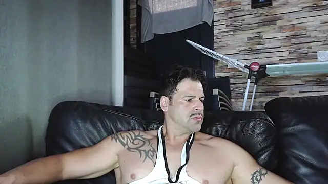 Snapshot of XxBigboybandxX chatting on October 2025 07:49:02 AM XxBigboybandxX online show from October 2025 07:49:02 AM