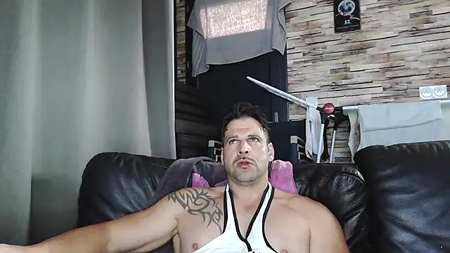 Snapshot of XxBigboybandxX chatting on November 2025 12:49:02 PM XxBigboybandxX online show from November 2025 12:49:02 PM