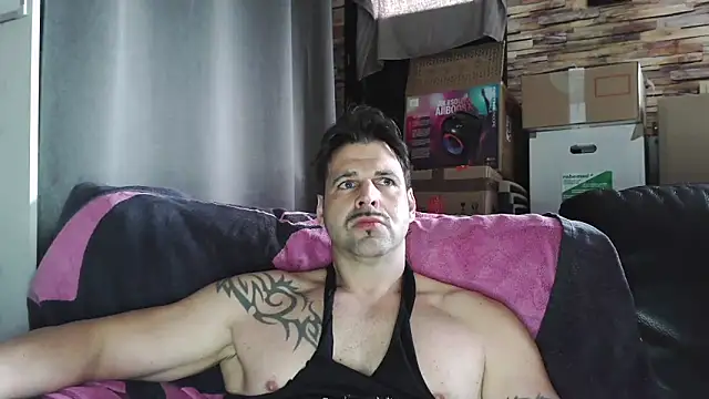 XxBigboybandxX online show from March 2026 02:12:02 PM