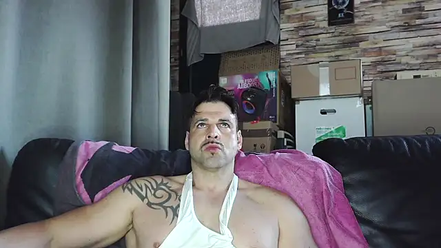 XxBigboybandxX online show from March 2026 08:39:01 AM