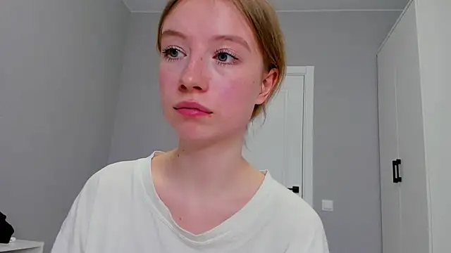 minidivaa  online show from January 2025 08:11:02 PM