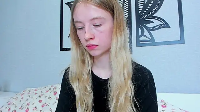 minidivaa  online show from February 2025 05:29:01 PM