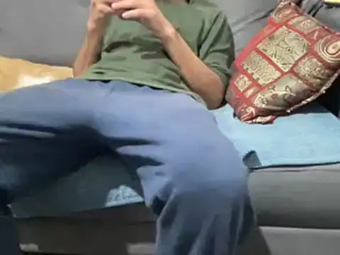 Snapshot of 4small4inchlol chatting on December 2024 06:20:02 PM 4small4inchlol online show from December 2024 06:20:02 PM